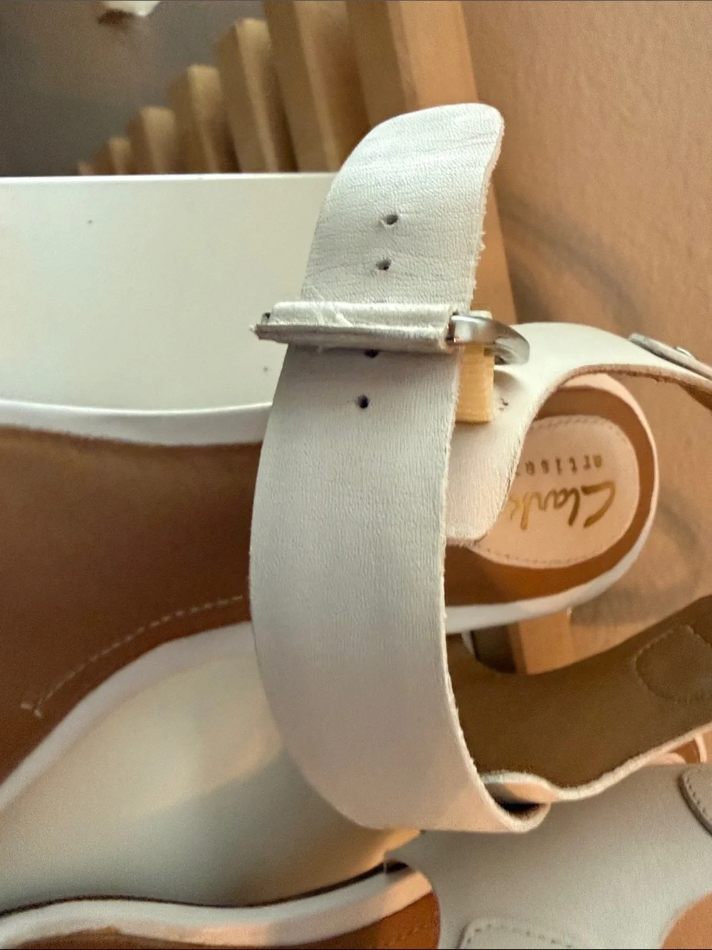 Clarks White Leather Buckle Ankle-Strap Sandals for Women